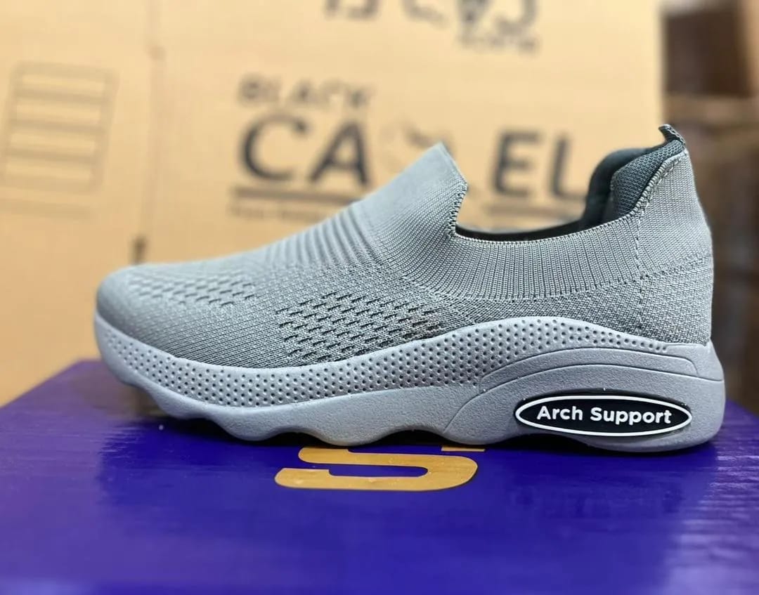 𝙈𝙚𝙣'𝙨 𝙀𝙑𝘼 𝘼𝙧𝙘𝙝 𝙎𝙪𝙥𝙥𝙤𝙧𝙩 𝙎𝙡𝙞𝙥-𝙊𝙣 𝙎𝙣𝙚𝙖𝙠𝙚𝙧𝙨 𝙂𝙧𝙚𝙮
